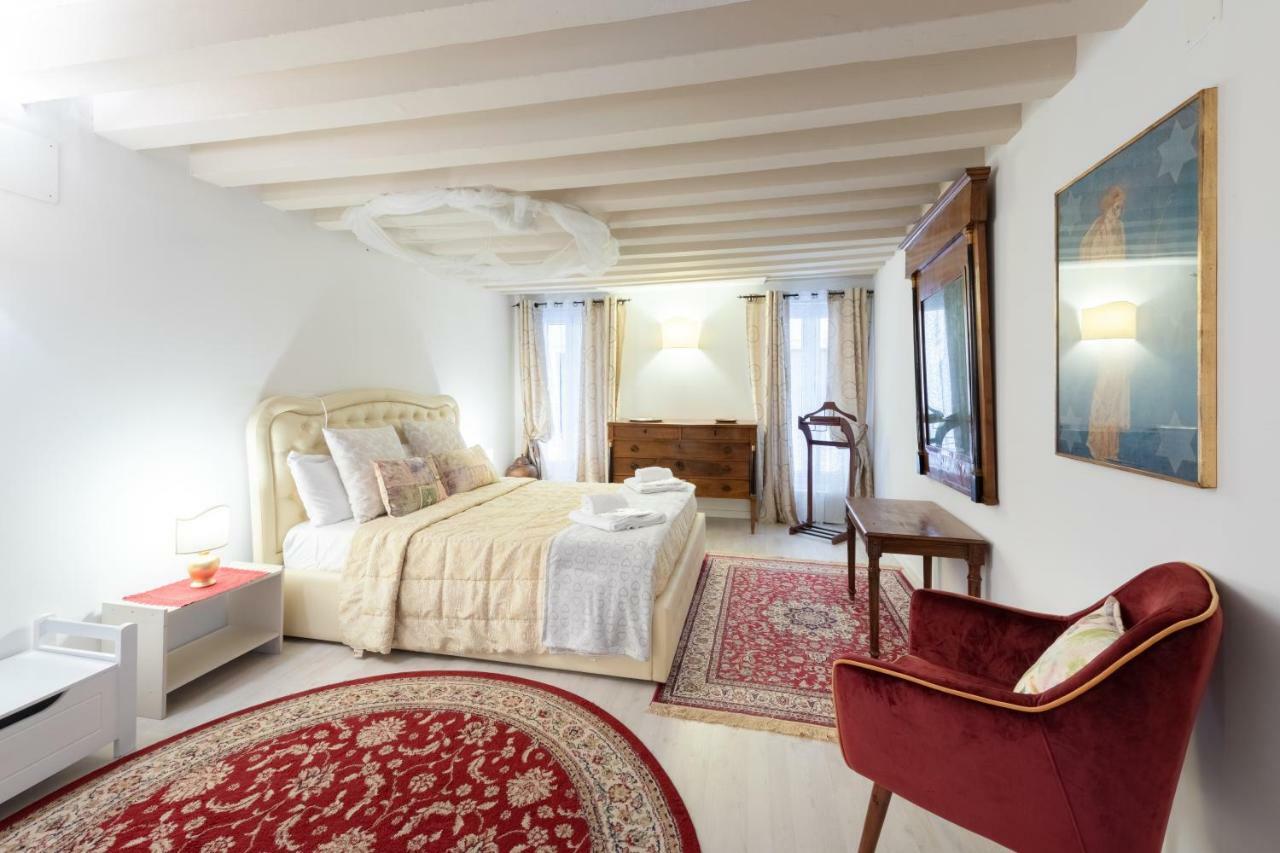Ca' Del Carro Family Apartment Venetië Buitenkant foto