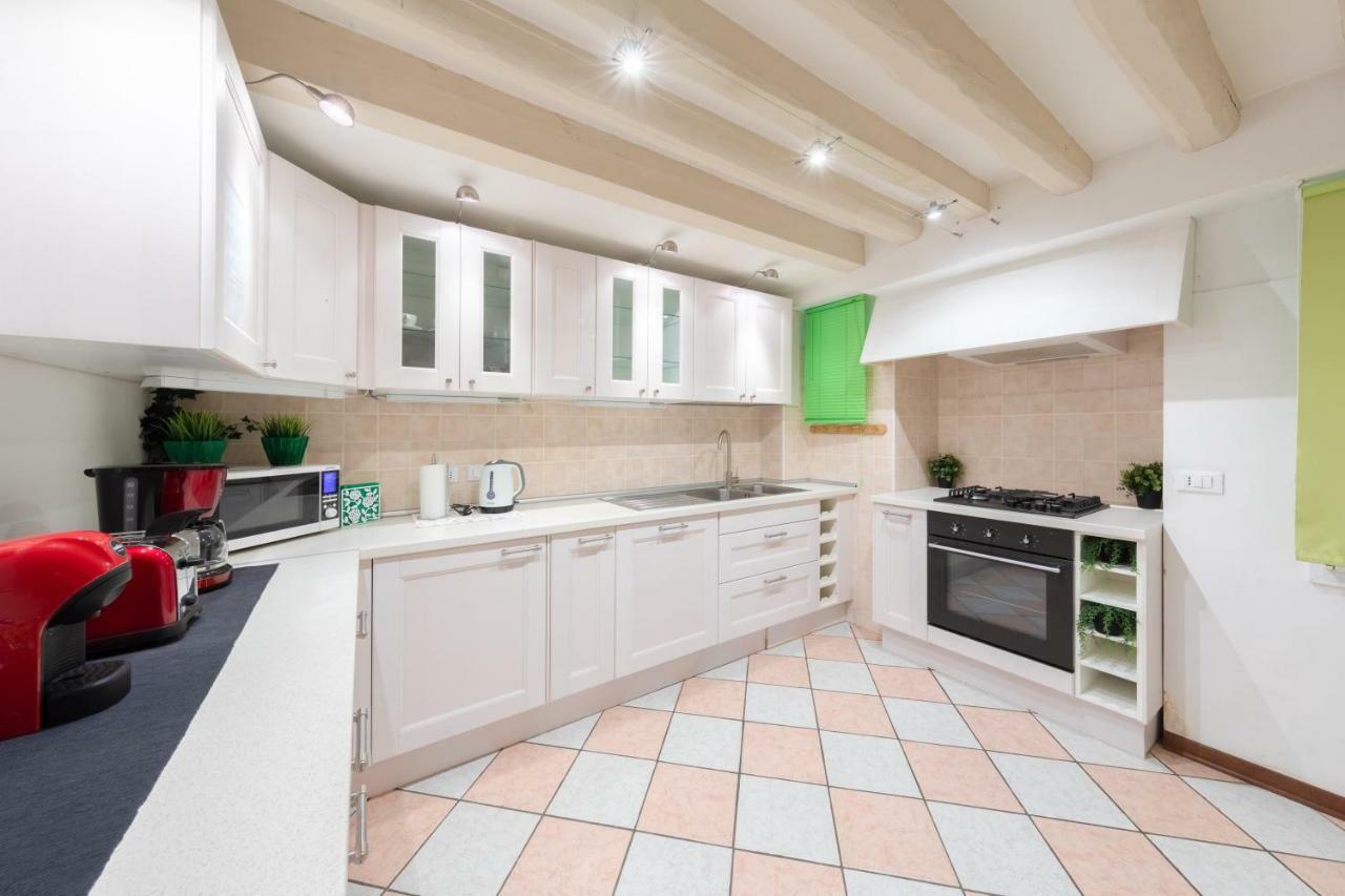 Ca' Del Carro Family Apartment Venetië Buitenkant foto