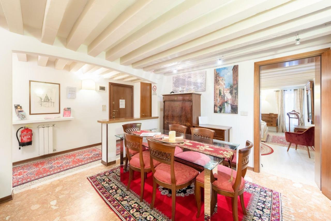 Ca' Del Carro Family Apartment Venetië Buitenkant foto