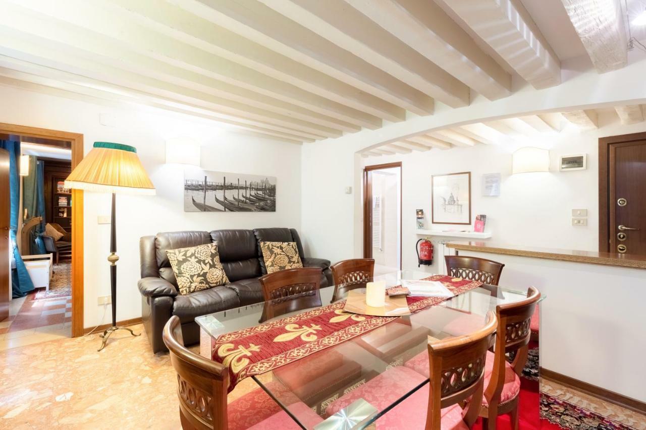 Ca' Del Carro Family Apartment Venetië Buitenkant foto